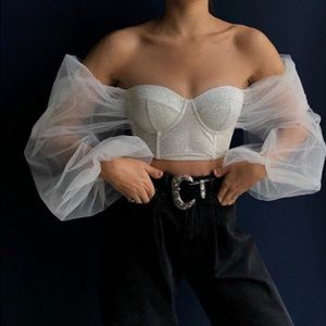 Cropped puffy sleeve top